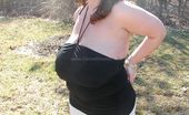 Divine Breasts 410598 Maria Moore Nudist Big Tits Flasher
