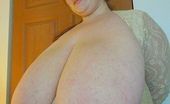 Divine Breasts 412232 Lexxxi Loves Divine Breasts

