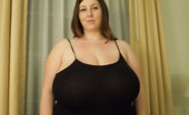 Divine Breasts 413816 Mara Busty Huge Boobs BBW
