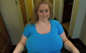 Divine Breasts 413876 Reyna Bodacious Big Boobs
