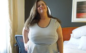 Divine Breasts BBW Hayley Big Tits And Horny
