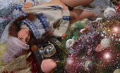 Magic Erotica 415017 Idoia Toys Her Hairy Cunt Under Her Xmas Tree
