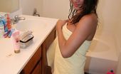 Kate Krush 416236 Sensational Bathing Beauty Teen Kate Krush Showing Her Large Knockers

