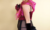 Pin-Up Wow 417829 Heavenly Blonde Business Lady In Corset And Stockings Stripped By A Passing Train
