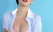 Pin-Up Wow 417841 Saucy Nurse Jocelyn-Kay Is Healing You With A Striptease
