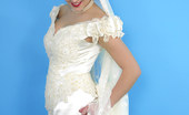 Pin-Up Wow 417882 Lucy V As Your Sweet Yet Sexy Bride Wants To Take You For A New Sexy Adventure. Don'T Be Late!
