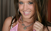 POV Casting Couch 418427 Nikkie Vixon
