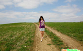 Pee Hunters 418542 Emo Chick Pissing In The Middle Of A Country Road
