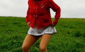 Pee Hunters 418573 Girlie Feeling Cold Takes A Quick Leak On A Field
