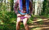 Pee Hunters 418601 Kinky Tart Pisses In The Middle Of A Forest Road
