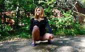 Pee Hunters 418604 Naughty Blonde Girl Takes A Leak In The Woods
