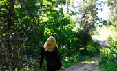 Pee Hunters 418604 Naughty Blonde Girl Takes A Leak In The Woods
