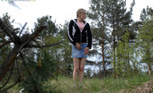 Pee Hunters 418634 Perverted Flasher Teen Pisses In Forest
