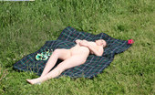 Pee Hunters 418676 Kinky Tart Sunbathes Nude And Tinkles In The Field

