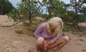 Pee Hunters 418830 Beautiful Teen Peeing In The Beach
