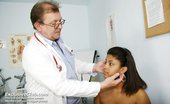 Exclusive Club Manuela 421189 Manuela Pussy Speculum Examination At Gyno Setup By Mad Medic
