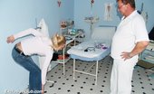 Exclusive Club Lynn 421190 Lynn Pussy Speculum Examination At Hospital By Filthy Physician
