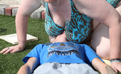 Fat Sitting 422250 Nothing Compares To Obscene Face Smothering Performed By BBW Diana
