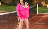 Fat Sitting 422332 Extra Large Brunette Dominates And Facesits Her Tennis Teacher
