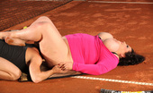 Fat Sitting 422336 Very Fat Brunette Pays For Her Tennis Class With Facesitting
