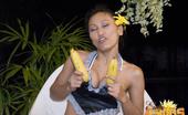 Erotic Asians 425621 Intoxicating Asian Vixen Akemi Sucking A Big Banana With Lust
