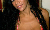Oye Loca 431454 Xiomara Sexy Dark Skinned Latina With A Bubble Butt Sucks And Fucks A Complete Stranger
