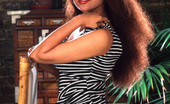 Indian Pleasure 438540 Hairy Indian Woman Teasing
