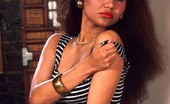 Indian Pleasure 438540 Hairy Indian Woman Teasing
