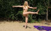 Nude Sport Videos 441275 Blondie Does Nude Aerobics
