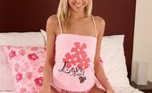 Hanna's Honeypot 444614 Hanna Private Performance1 Heavenly Blonde Strips And Dildos Sweet Shaved Pussy In Bed
