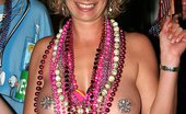 Flashing MILF 445350 Amateur MILFs Flashing Tits
