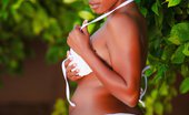 David Nudes 448859 Alli In The Lemon Tree Ebony Sweet Teen Naked Picks Lemons Outside And Strips Off Her Bikini!...
