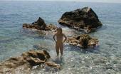 X Nudism Nude Teen Friends Expose Themselves In The Water
