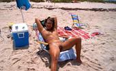 X Nudism 453450 Curvaceous Nude Teen Poses In The Warm Water
