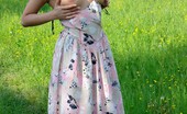 Fatal Girls 455683 Abigail Outdoor Masturbation
