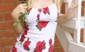18 Magazine 456092 18 Magazine Teen With A Rose
