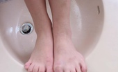 Foot Fetish Porno 458472 Babe'S Foot Showing Off With Legs Spreading Apart
