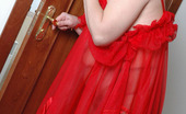Matures and Pantyhose 461441 Rosemary & Mike Voluptuous Milf In Wet Pantyhose And Her Lover Taking Steamy Bath Together
