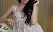 Met Art 462824 Met Art Carian Valeria A'S Natural Beauty Stands Out In This Enticing Budoir Set By Arkisi Valeria A Arkisi Carian
