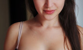 Met Art 462930 Met Art Presenting Serena Wood Stunning And Captivating Serena Wood Is Not Shy In Front Of The Camera. A Beautiful Body And Face To Behold. Serena Wood Arkisi Presenting Serena Wood
