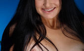 Met Art 463250 Met Art Presenting Celeste With Her Stunning Amateur Appeal, Naturally Sweet And Innocent Personality, Super Smooth With Sun-Kissed Complexion, Puffy Tits, And Shaved Muff, Celeste Makes An Appealing Debut Into The World Of Erotica. Celeste Luca Helios Pr