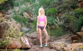 Nubiles.net 465098 Nubiles.net Maddy Rose Naughty Nubile In Tiny Shorts Gets Aroused While On A Nature Hike
