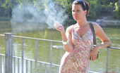 Smoking Mina 477996 Amateur Brunette Babe Mina Outdoor Sexy Smoke Session Smoking Mina
