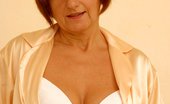 Oldest Women Sex 481280 Shapely Old Woman Demonstrates Her Perfect Curves Oldest Women Sex
