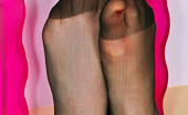 Nylon Feet Line 481861 Chloe Sexy Blondie Revealing Her Pedicured Toes Right Through Her Black Pantyhose Nylon Feet Line
