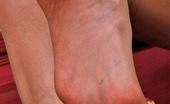 Nylon Feet Line 482128 Leila Upskirt Babe Ready To Show Her Delicious Feet Clad In Lacy Suntan Pantyhose Nylon Feet Line
