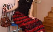 Nylon Feet Line 482736 Hilda Stunning Blondie Puts Off Her Glamour Skirt Teasing With Her Nyloned Feet Nylon Feet Line
