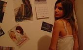 MY NN GF 483205 Nice Photo Gallery Of A Sexy Amateur Chick Camwhoring Inside Her Bedroom MY NN GF
