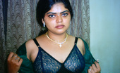 My Sexy Neha 483299 Neha Nair Neha In Traditional Green Saree Stripping Naked My Sexy Neha
