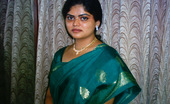 My Sexy Neha 483299 Neha Nair Neha In Traditional Green Saree Stripping Naked My Sexy Neha
